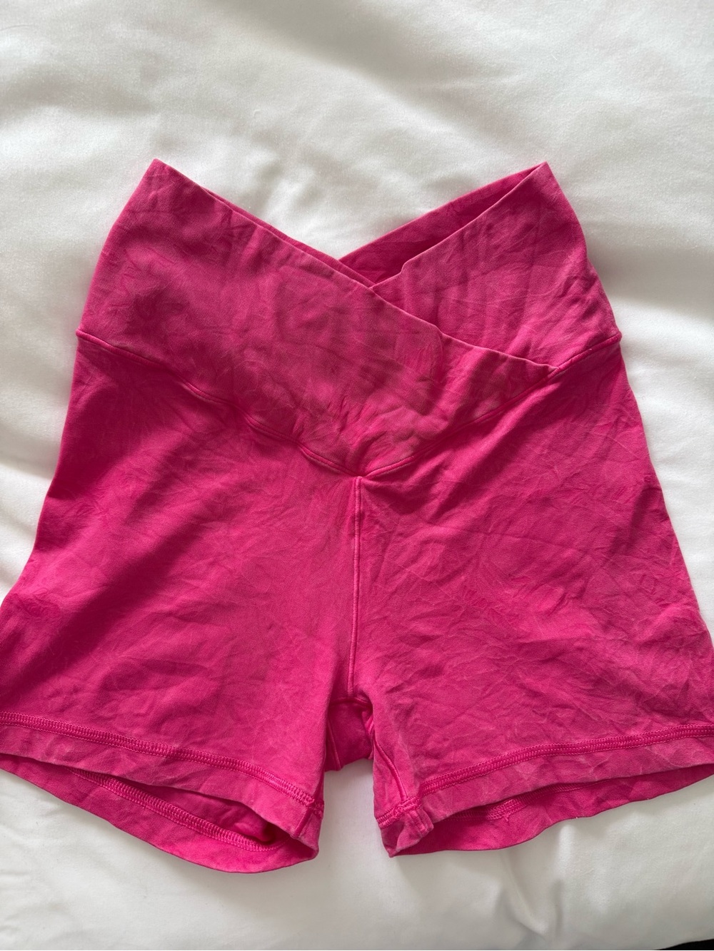 Aerie High-Waist Pink Women’s Shorts - V-Front Waist
